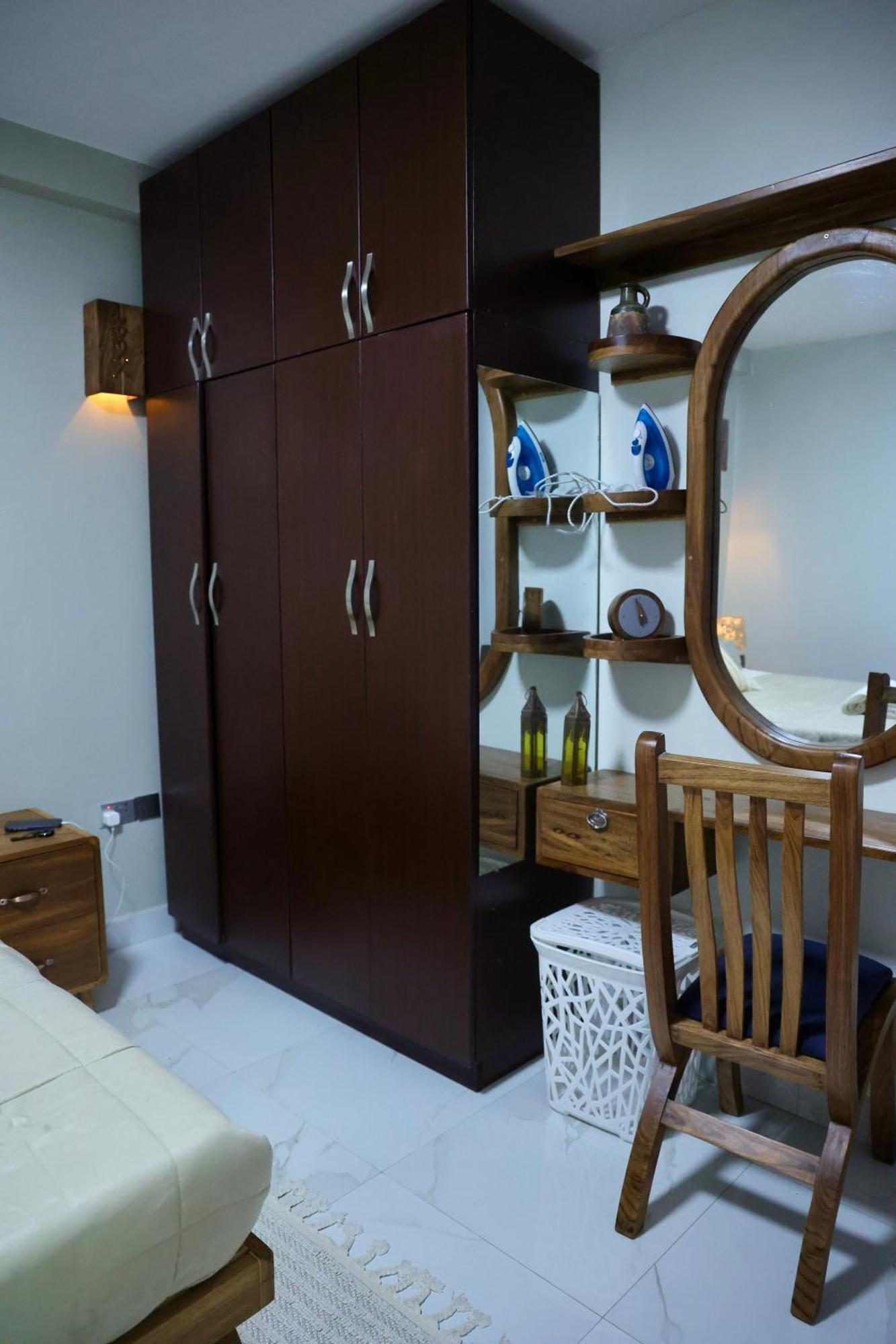 Nissi Apartment